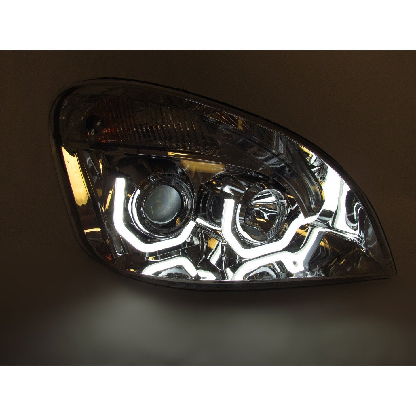 Chrome Housing Projector Headlight For Freightliner Cascadia - Passenger Side